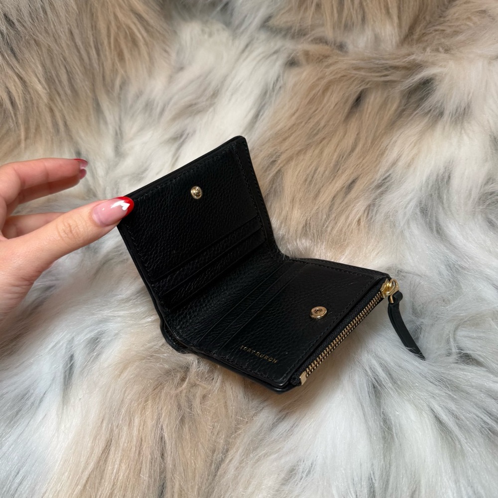 Tory Burch Black Leather Wallet - Picture 2 of 6